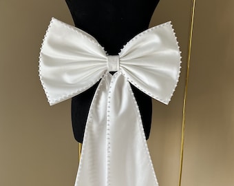 Handmade pearl detachable bows, dress bows, sash bows, church wedding bows, wedding bows, bridal accessories, wedding accessories