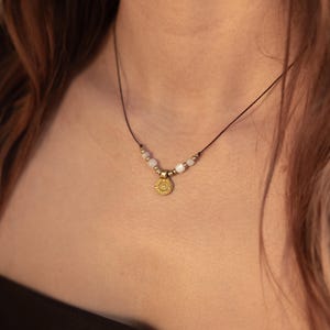Necklace mother of pearl boho chain macrame | handmade brass shell sun filigree discreet minimalist gemstone