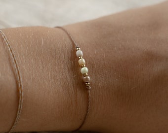 Green gradient bracelet | handmade, unique, brass, ombre beads, gift, boho, colorful, yellow, white, satin