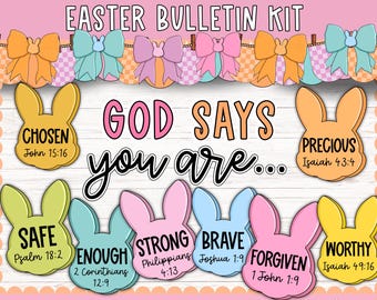 Puede incluir: Un kit de tablero de anuncios con un fondo rosa pastel y el texto "Dios dice que tú eres..." en negro. El kit incluye 7 recortes en forma de conejo de diferentes colores y versículos bíblicos. Los versículos son: "Elegido Juan 15:16", "Seguro Salmo 18:2", "Suficiente 2 Corintios 12:9", "Fuerte Filipenses 4:13", "Valiente Josué 1:9", "Perdonado 1 Juan 1:9", y "Digno Isaías 49:16".