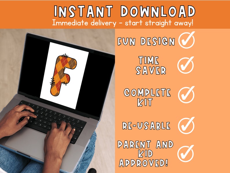 K&ouml;nnte beinhalten: Ein Laptop-Bildschirm zeigt einen digitalen Download eines karierten Buchstabens F. Der Bildschirm zeigt auch eine Liste der Vorteile des Downloads, darunter "Fun Design", "Time Saver", "Complete Kit", "Re-Usable" und "Parent and Kid Approved!"
