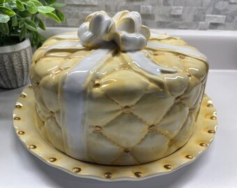 Vintage Cresco Yellow Ceramic Realistic design cake plate with dome tied with “ribbon”