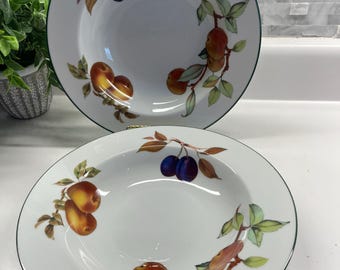 正規品　Royal Worcester プティフルール　ペア セット Royal Worcester（グラス&frasl;カップ）のフリマアイテム一覧