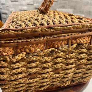 Antique wicker sewing basket with red silk lining image 3