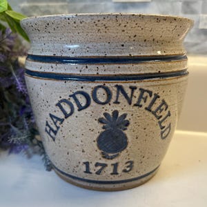 Vintage G Wright Studio Pottery Haddonfield NJ 1713 Commemorative Salt Glaze Stoneware Crock Blue Pineapple Hospitality Utensil Holder