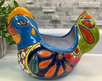 Maceta de cerámica mexicana pintada a mano con forma de gallina de Talavera, para plantas, decoración rústica colorida.