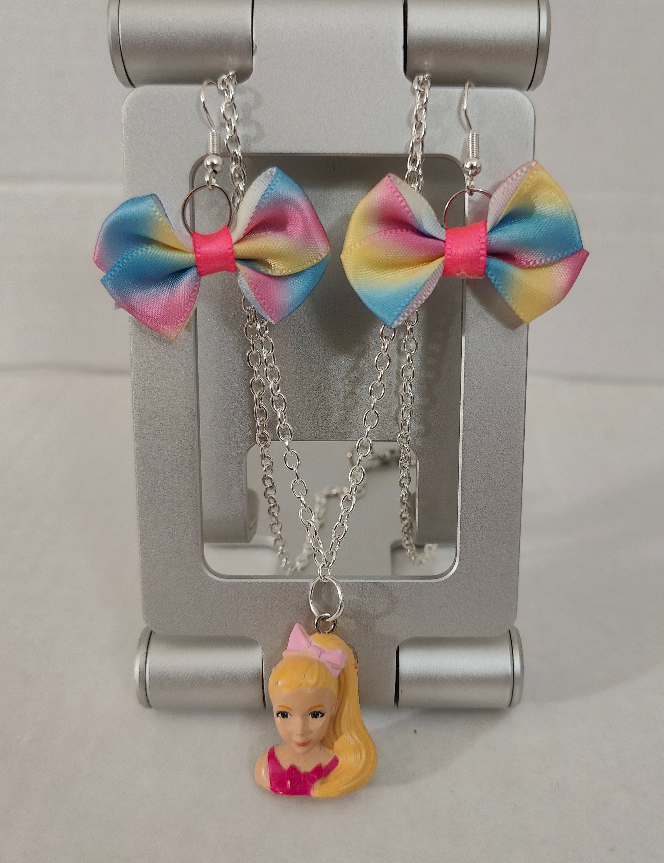 Pink Necklace Bust Etsy