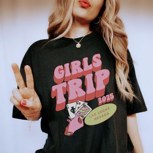 Camiseta de viaje de chicas a Las Vegas 2025, viaje de cumpleaños, camisetas de viaje en grupo a juego para vacaciones con amigos, viaje de fin de semana a Nevada, viaje por carretera con mejores amigas