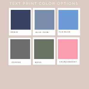 K&ouml;nnte beinhalten: Sechs Farbmuster f&uuml;r Textildruckoptionen. Die Farben sind Denim, Blue Jean, Flo Blue, Pepper, Moss und Crunchberry.