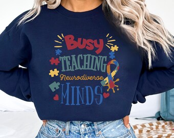 Beschäftigte Lehre Neurodiverse Köpfe Shirt, Autismus Bewusstsein, Geschwindigkeits Lehrer Shirt, Neurovielfalt Shirt, spezielle Bildung Shirt, Autismus T-Shirts