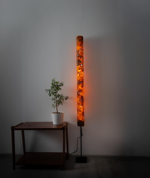 Golden Mara – Handmade Wooden Floor Lamp 175 cm, Modern Organic / Mid Century Tall Lamp, Warm Light for Living Room, Office or Bedroom