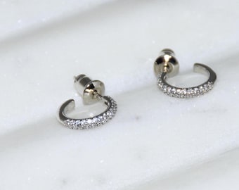 Pave Diamond Hoops, Dainty Huggie Earrings, Small Hoop Earrings, Mini Huggie Hoops, Cute Earrings, Pave Huggie Hoops, Cubic Zirconia