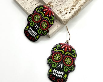 Pendientes de calavera de azúcar, pendientes de calavera, pendientes del Día de los Muertos, Día de los Muertos, Cinco de Mayo, pendientes colgantes de Halloween