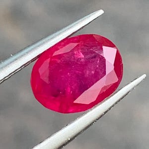 AAA natuurlijke Afghaanse robijn, ovale slijpvorm, losse edelsteen, 1,78 karaat, ringsteen, onbehandelde dieprode robijn voor het maken van sieraden