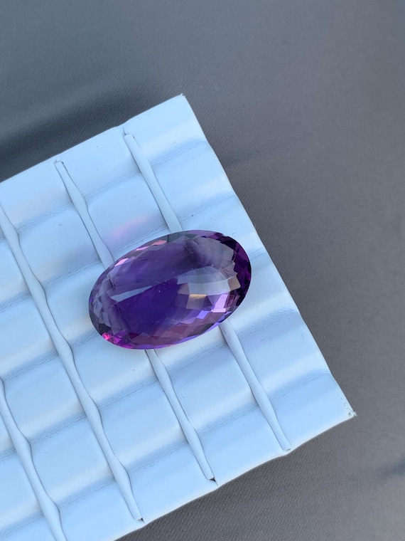 Faceted Purple Amethyst Gemstone: 21.03 Ct Luxury Jewelry Stone