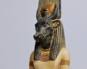 アピス像。聖なる雄牛アピス。エジプトで作られた独特の像。 - Etsy 日本