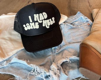 J'ai eu de l'aide Casquette trucker country concert, chapeau de cowboy, chapeau de cowboy country, tenue de musique country, chapeau mural Morgan, casquette trucker femme