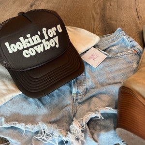 lookin &#39;for a vintage vintage Cowboy Hut, Country Cowboy Hut, Country Musik Outfit, Country Konzert Outfit, Damen Trucker Hut