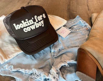 Casquette trucker country concert, chapeau de cowboy country, tenue de musique country, tenue de concert country, casquette trucker femme