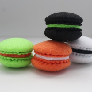 Felt Macarons Template, Felt Food Pattern, Felt Food, Pretend Play, Play Kitchen, Felt Crafts