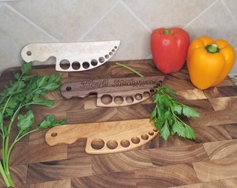 Ergonomic Hardwood Herb Stripper: Kitchen Tool