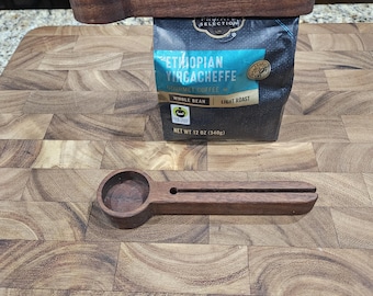 Black Walnut Coffee Scoop & Bag Clip: Handcrafted Wooden Scoop