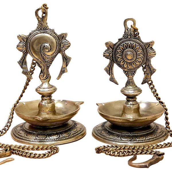 Brass Shankh Chakra Diya | Wall Hanging Oil Lamp Diya Deepam Deepak Kuthu Vilakku | Hanging