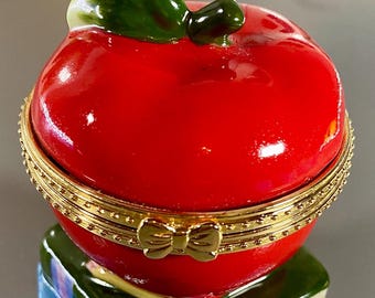 Vintage hand painted Apple and Book trinket box with metal hinges by Lillian Vernon.