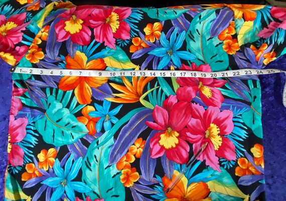 Authentic vintage Hawaii Shirt. Beautiful colors.… - image 4