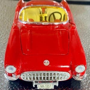 Vintage model  1957 Red Corvette convertible  Scale SS7708
