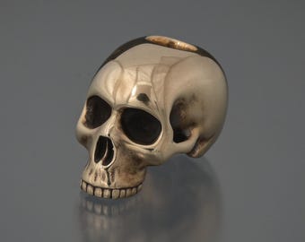 Pequeña cuenta de latón con forma de calavera para cordones de cuchillos, pulseras de paracord, llaveros - 1/2"