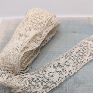 Antique Cotton Lace, Cream, 3cm deep, 1.35m long