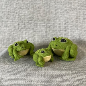 Needle Felted Wool Frog Sculpture - Handmade