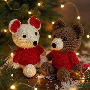 Crochet Bear Couple – Handmade Amigurumi Bears in Red Sweaters | Christmas Gift | Cute Winter Decor | Cozy Handmade Gift