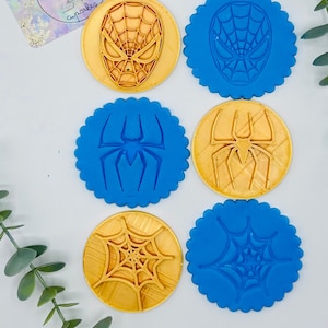 Spider Cartoon Superhearo Themed / Fondant Cupcake Stamp / Embosser - Cookie Cutter