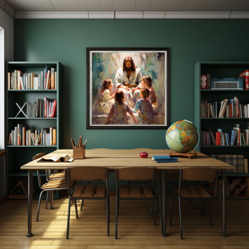 Puede incluir: Una pintura enmarcada de Jes&uacute;s rodeado de ni&ntilde;os. La pintura est&aacute; en un marco de madera r&uacute;stico y est&aacute; colgada en una pared verde. La pintura est&aacute; ubicada en una habitaci&oacute;n con una mesa y sillas de madera.