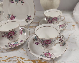 Colclough Vintage Tea Setting for Four With Cups Saucers Plates and Creamer Floral Pattern With Gilding VGC