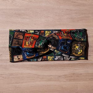 Womens stretch headband school of wizardry print