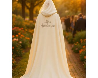 Mantello con cappuccio da sposa - Copriabito lungo unico per matrimoni - Regalo nuziale premuroso