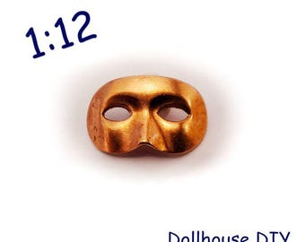Miniature Mask