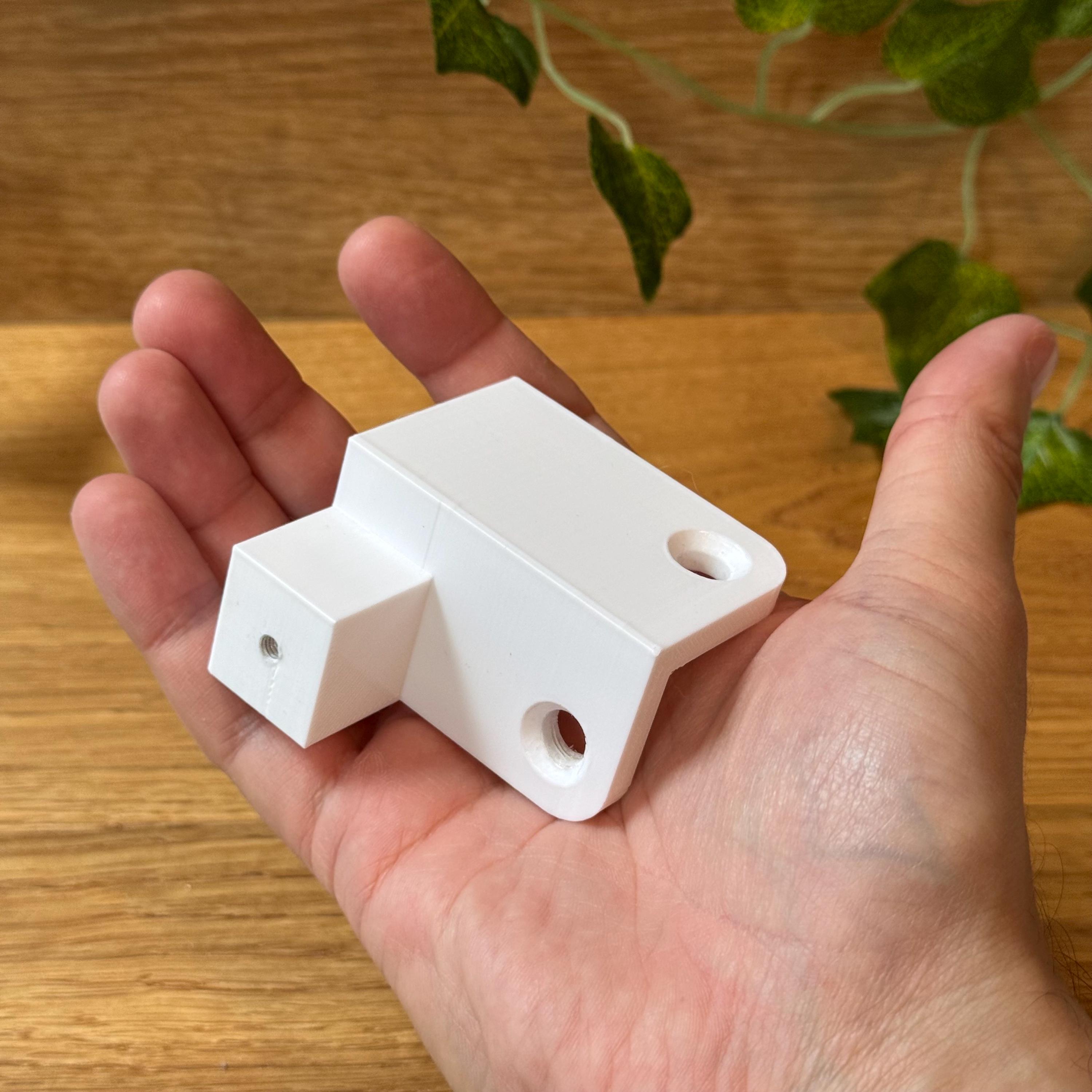 IKEA 2脚目 How do I install the FIXA screwdriver/drill 7.2V bit holder