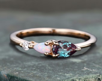 Vintage Alexandrite Opal Engagement Ring, Moss Agate & Opal Wedding Band, Sandstone Opal Bridal Promise Ring, Emerald Opal Three Stone Ring