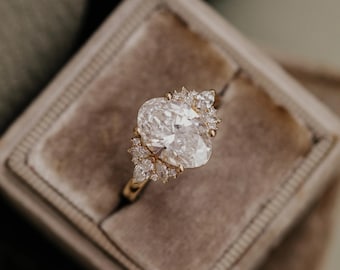 Oval cut Moissanite Bridal Ring, Vintage Moissanite Engagement Ring, Cluster Dainty Promise Ring, Diamond Wedding Ring, Anniversary Gift