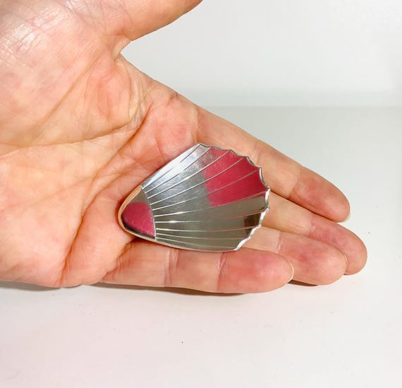 Charming clam shell in solid sterling silver. Vin… - image 2