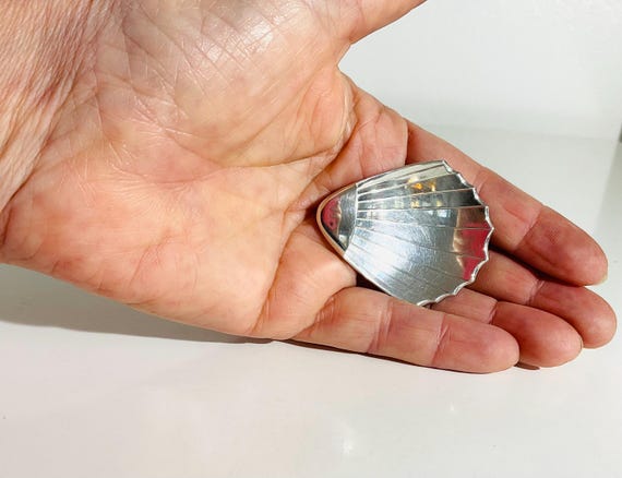Charming clam shell in solid sterling silver. Vin… - image 4