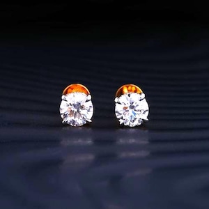 Natural Moissanite Round Stud Earrings With 925 Sterling Silver Earrings With Gold Plating