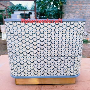 Handmade Bone Inlay Wooden Modern stripped / Pattern Side Board inlay Furniture .