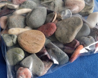 100 Sea Stones Mixed Beach Pebbles for Art & Crafts