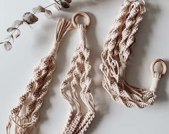 Large macrame plant hanger