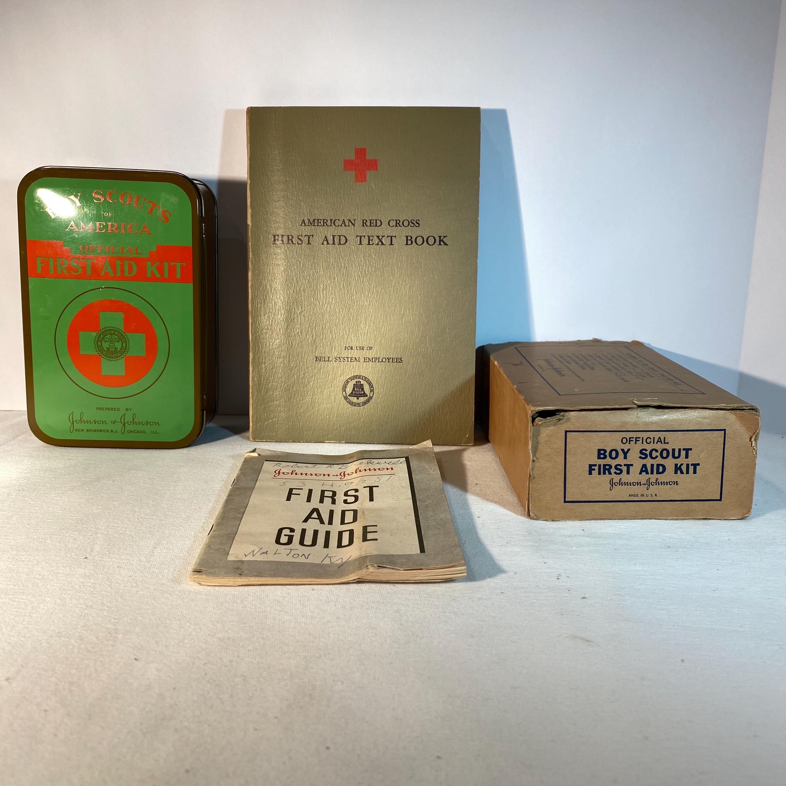 Vintage johnson and johnson first aid kit - Etsy 日本